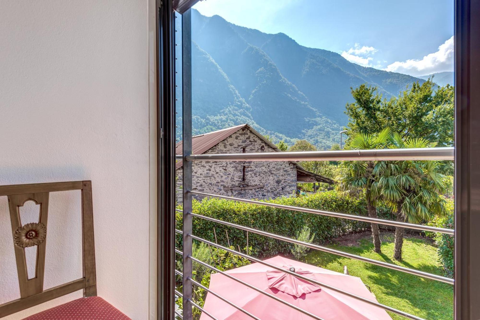 Casa Oliver, Tra La Calanca E I Castelli Di Bellinzona Grono Exterior photo